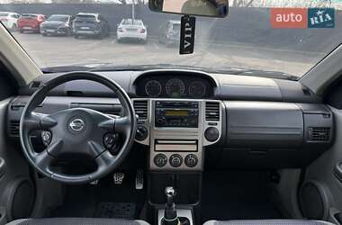 Позашляховик / Кросовер Nissan X-Trail 2005 в 