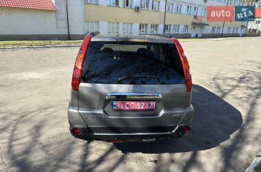 Внедорожник / Кроссовер Nissan X-Trail 2010 в 