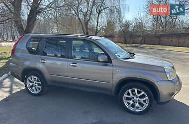 Внедорожник / Кроссовер Nissan X-Trail 2010 в 