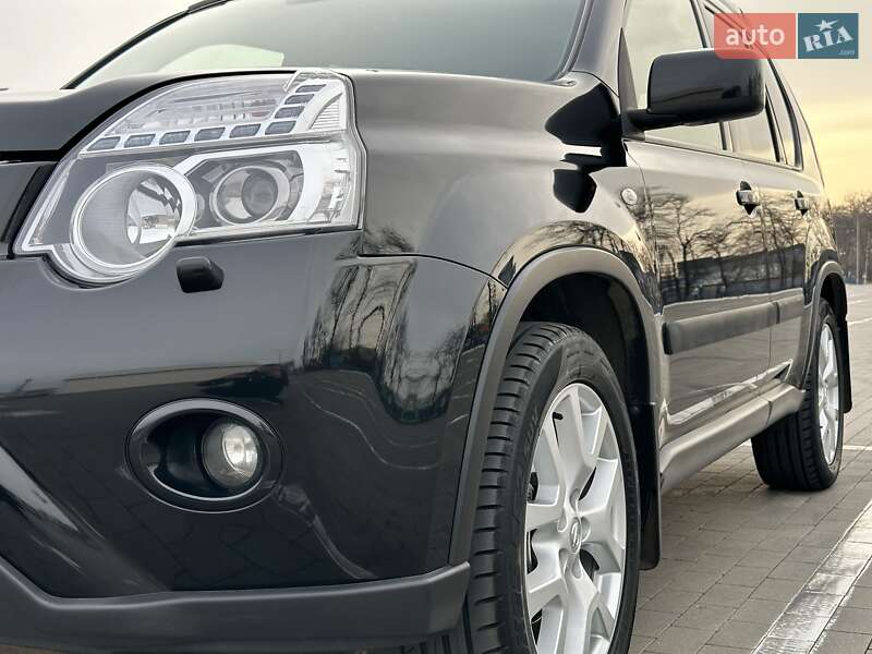 Позашляховик / Кросовер Nissan X-Trail 2012 в Одесі