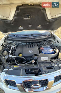 Позашляховик / Кросовер Nissan X-Trail 2012 в 