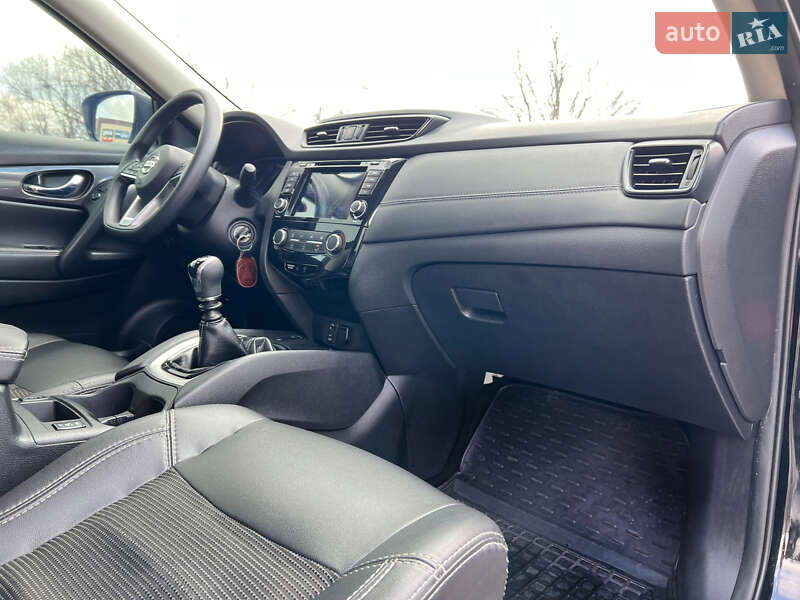 Позашляховик / Кросовер Nissan X-Trail 2018 в Харкові