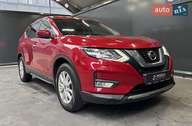 Позашляховик / Кросовер Nissan X-Trail 2018 в 