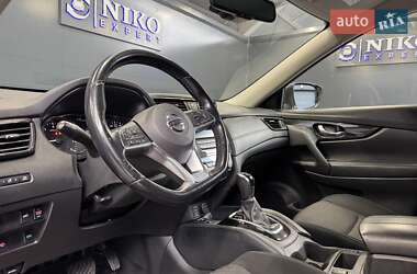 Позашляховик / Кросовер Nissan X-Trail 2018 в 
