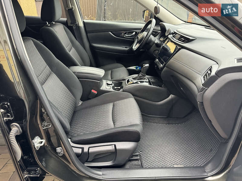 Внедорожник / Кроссовер Nissan X-Trail 2019 в Виннице