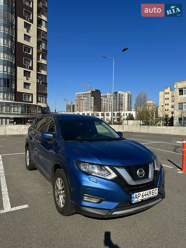 Позашляховик / Кросовер Nissan X-Trail 2017 в Києві