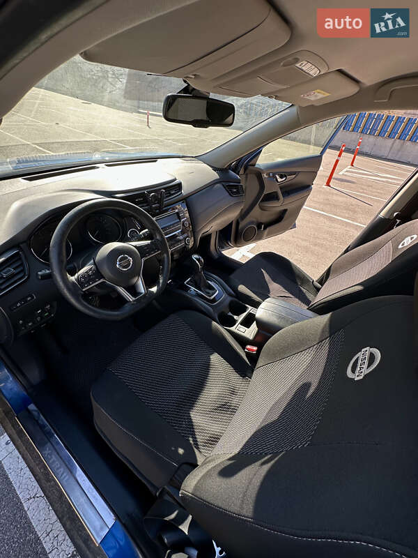 Позашляховик / Кросовер Nissan X-Trail 2017 в Києві