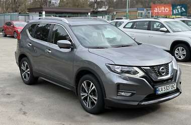 Позашляховик / Кросовер Nissan X-Trail 2020 в 