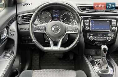 Позашляховик / Кросовер Nissan X-Trail 2020 в 