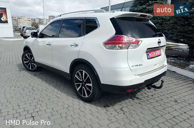 Внедорожник / Кроссовер Nissan X-Trail 2015 в 