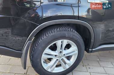 Позашляховик / Кросовер Nissan X-Trail 2012 в 