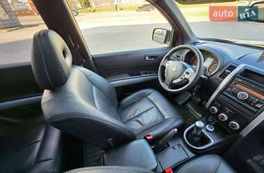 Позашляховик / Кросовер Nissan X-Trail 2012 в 