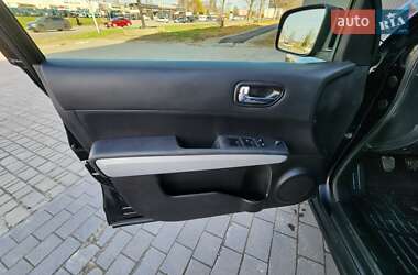 Позашляховик / Кросовер Nissan X-Trail 2012 в 