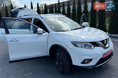 Внедорожник / Кроссовер Nissan X-Trail 2016 в 