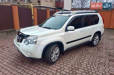Внедорожник / Кроссовер Nissan X-Trail 2012 в 