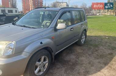 Позашляховик / Кросовер Nissan X-Trail 2003 в 