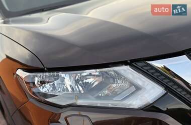Позашляховик / Кросовер Nissan X-Trail 2018 в 