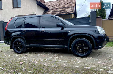 Позашляховик / Кросовер Nissan X-Trail 2008 в 