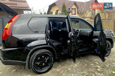 Позашляховик / Кросовер Nissan X-Trail 2008 в 