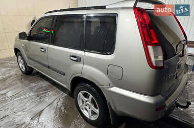 Позашляховик / Кросовер Nissan X-Trail 2003 в 