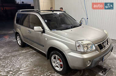 Позашляховик / Кросовер Nissan X-Trail 2003 в 