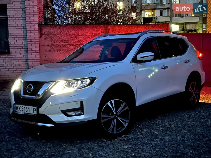 Внедорожник / Кроссовер Nissan X-Trail 2020 в 