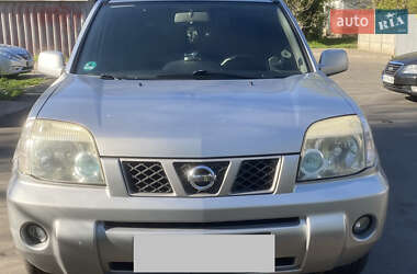 Внедорожник / Кроссовер Nissan X-Trail 2004 в 