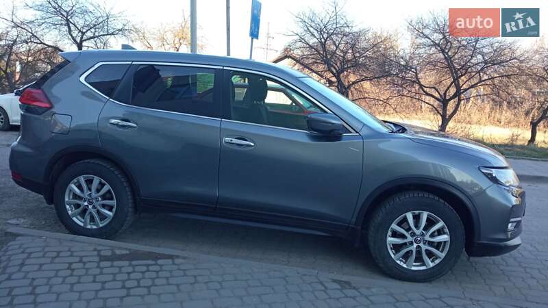 Внедорожник / Кроссовер Nissan X-Trail 2021 в Львове