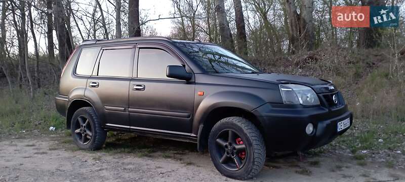 Внедорожник / Кроссовер Nissan X-Trail 2002 в 