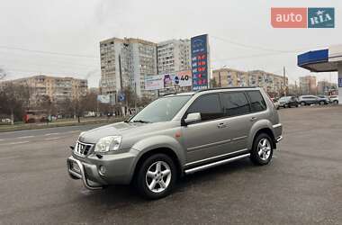 Внедорожник / Кроссовер Nissan X-Trail 2002 в 