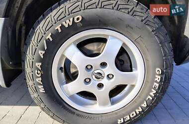 Внедорожник / Кроссовер Nissan X-Trail 2004 в 