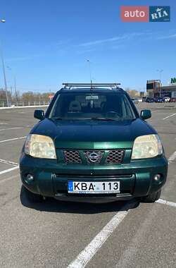 Позашляховик / Кросовер Nissan X-Trail 2004 в Києві