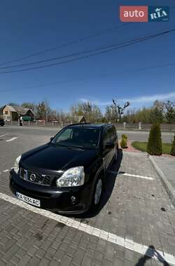 Внедорожник / Кроссовер Nissan X-Trail 2010 в 