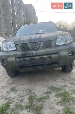 Позашляховик / Кросовер Nissan X-Trail 2005 в 