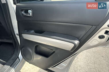 Внедорожник / Кроссовер Nissan X-Trail 2010 в 
