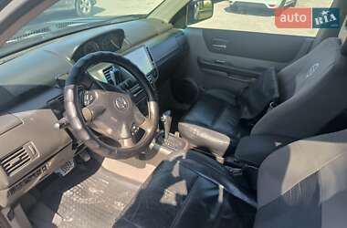 Позашляховик / Кросовер Nissan X-Trail 2005 в 