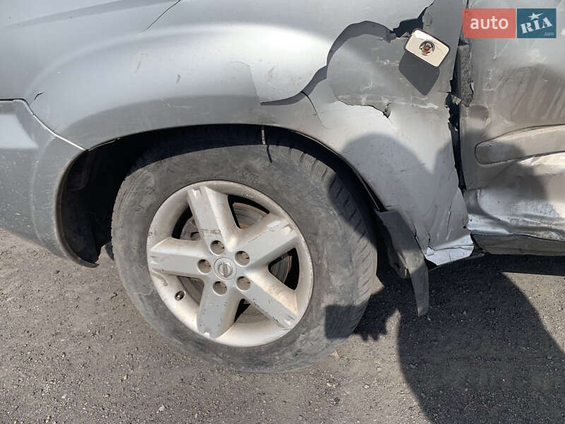 Внедорожник / Кроссовер Nissan X-Trail 2003 в Запорожье