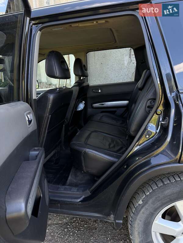 Позашляховик / Кросовер Nissan X-Trail 2008 в Косові