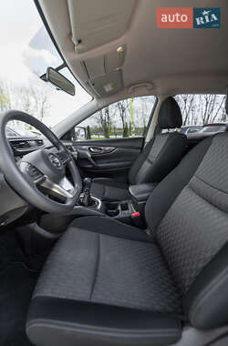 Позашляховик / Кросовер Nissan X-Trail 2021 в 