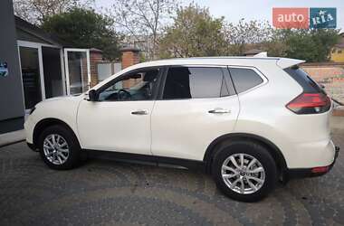 Внедорожник / Кроссовер Nissan X-Trail 2021 в Львове