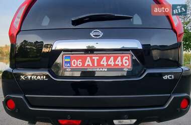 Позашляховик / Кросовер Nissan X-Trail 2012 в 