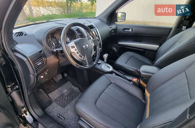 Позашляховик / Кросовер Nissan X-Trail 2012 в 