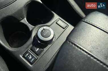Позашляховик / Кросовер Nissan X-Trail 2019 в 
