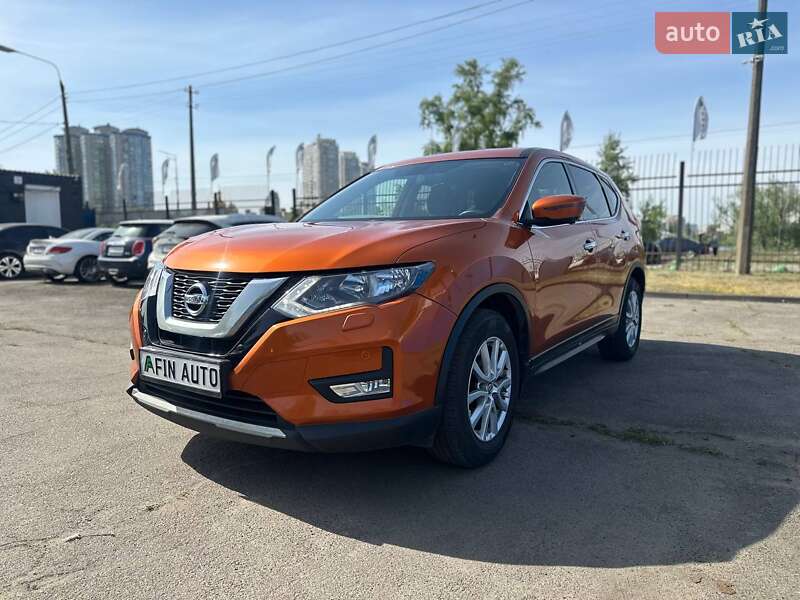 Позашляховик / Кросовер Nissan X-Trail 2019 в 