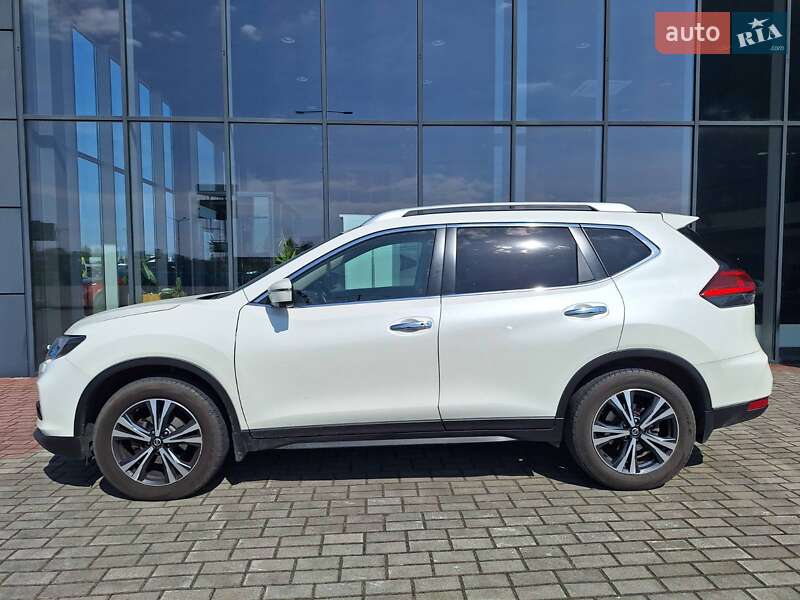 Позашляховик / Кросовер Nissan X-Trail 2018 в Львові