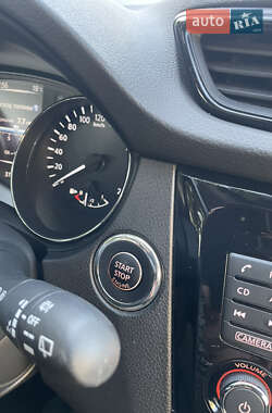 Позашляховик / Кросовер Nissan X-Trail 2021 в 