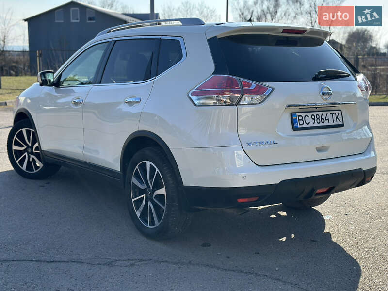 Позашляховик / Кросовер Nissan X-Trail 2015 в Самборі