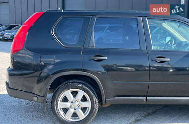 Позашляховик / Кросовер Nissan X-Trail 2007 в 