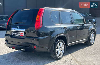 Позашляховик / Кросовер Nissan X-Trail 2007 в 