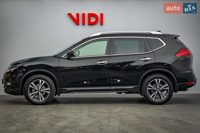 Внедорожник / Кроссовер Nissan X-Trail 2019 в Киеве